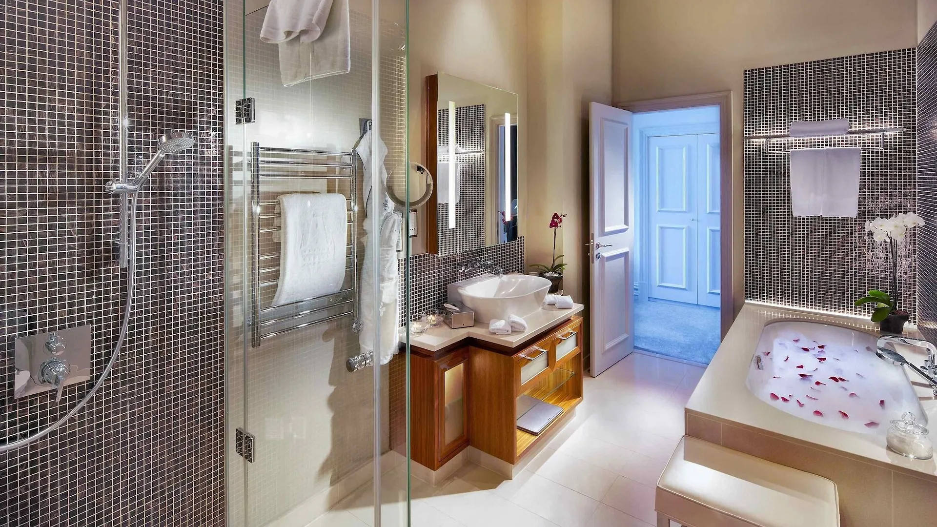 The Grand Mark Prague - The Leading Hotels Of The World Tjekkiet